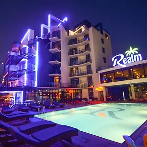 Palm Hotel